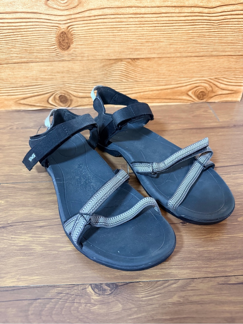 Teva Women's Verra Sandals Size 10 Antiguous Black Gray Strappy Outdoor Hiking